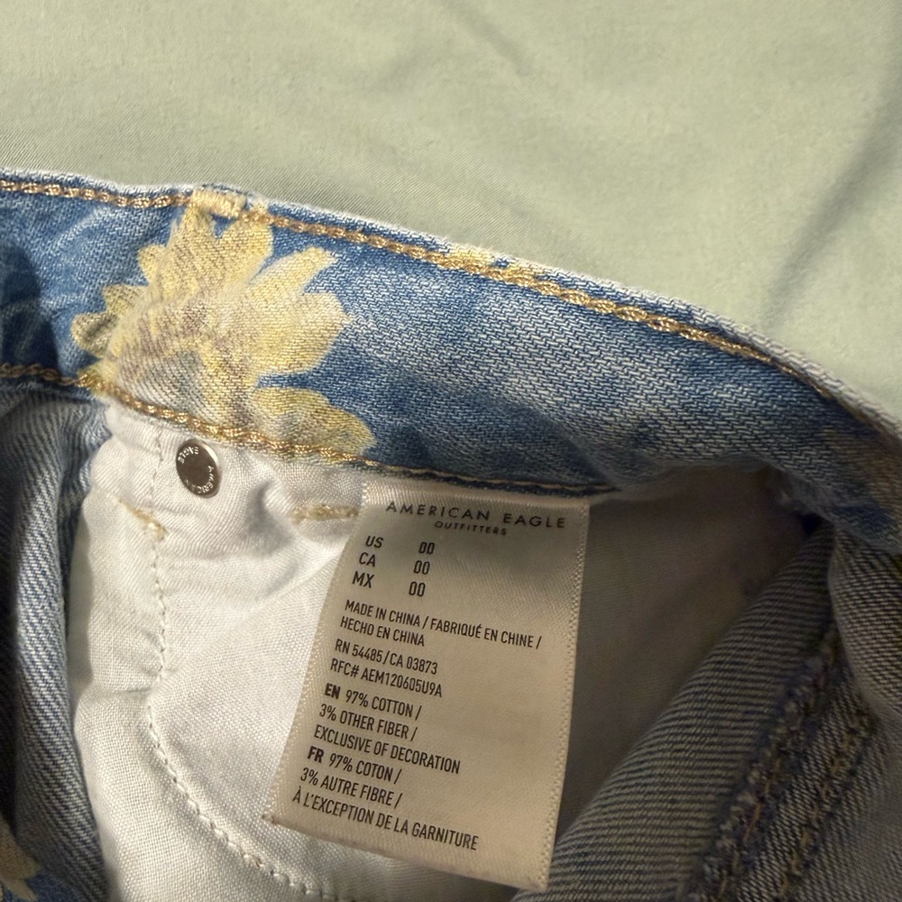 American Eagle Outfitters Sunflower Jean Shorts - Picture 5 of 6